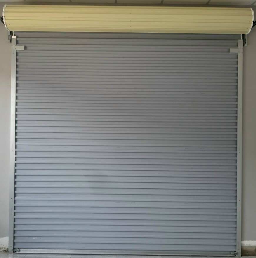 Cửa cuốn tấm liền